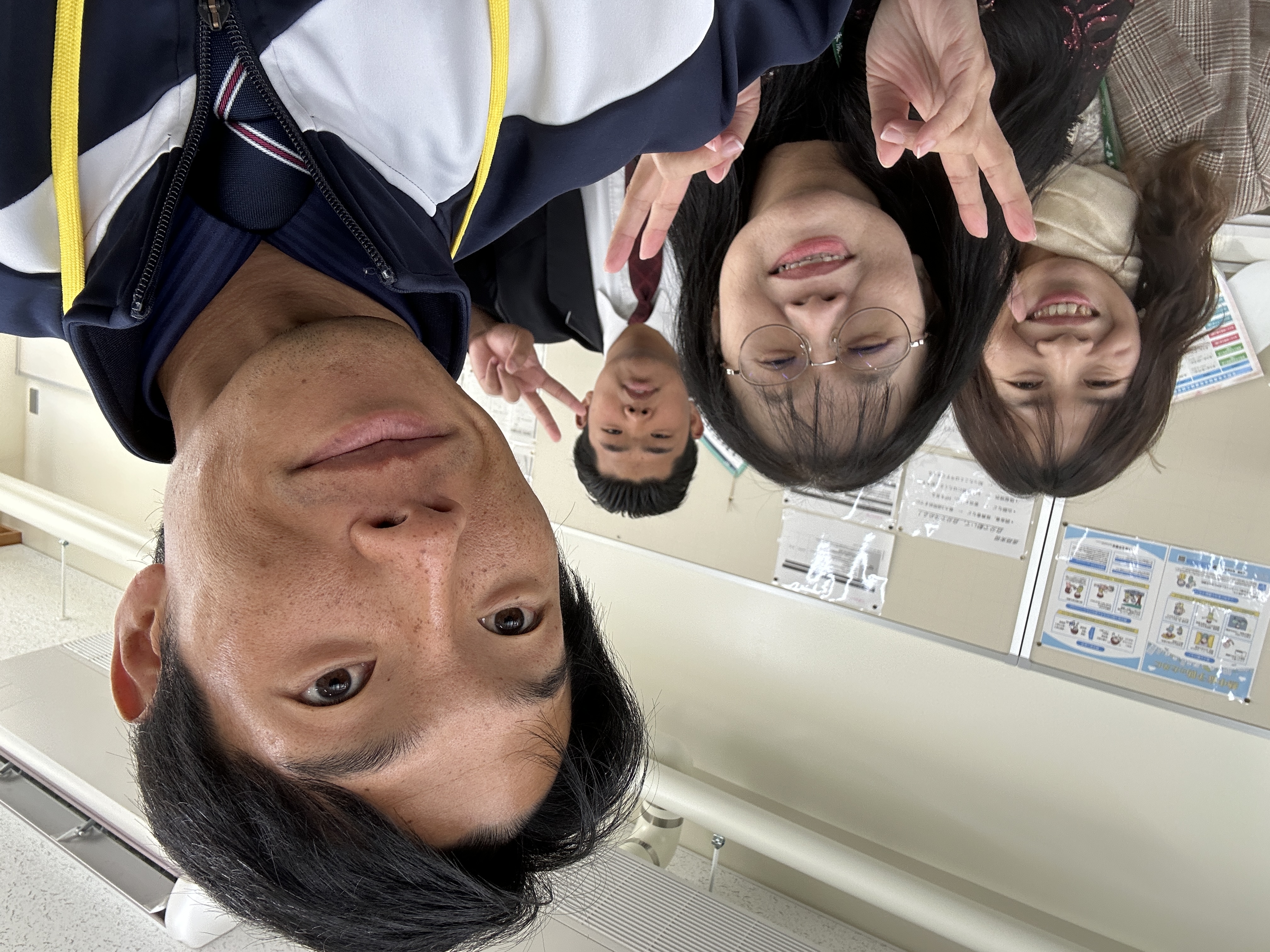 20251210_021047608_iOS