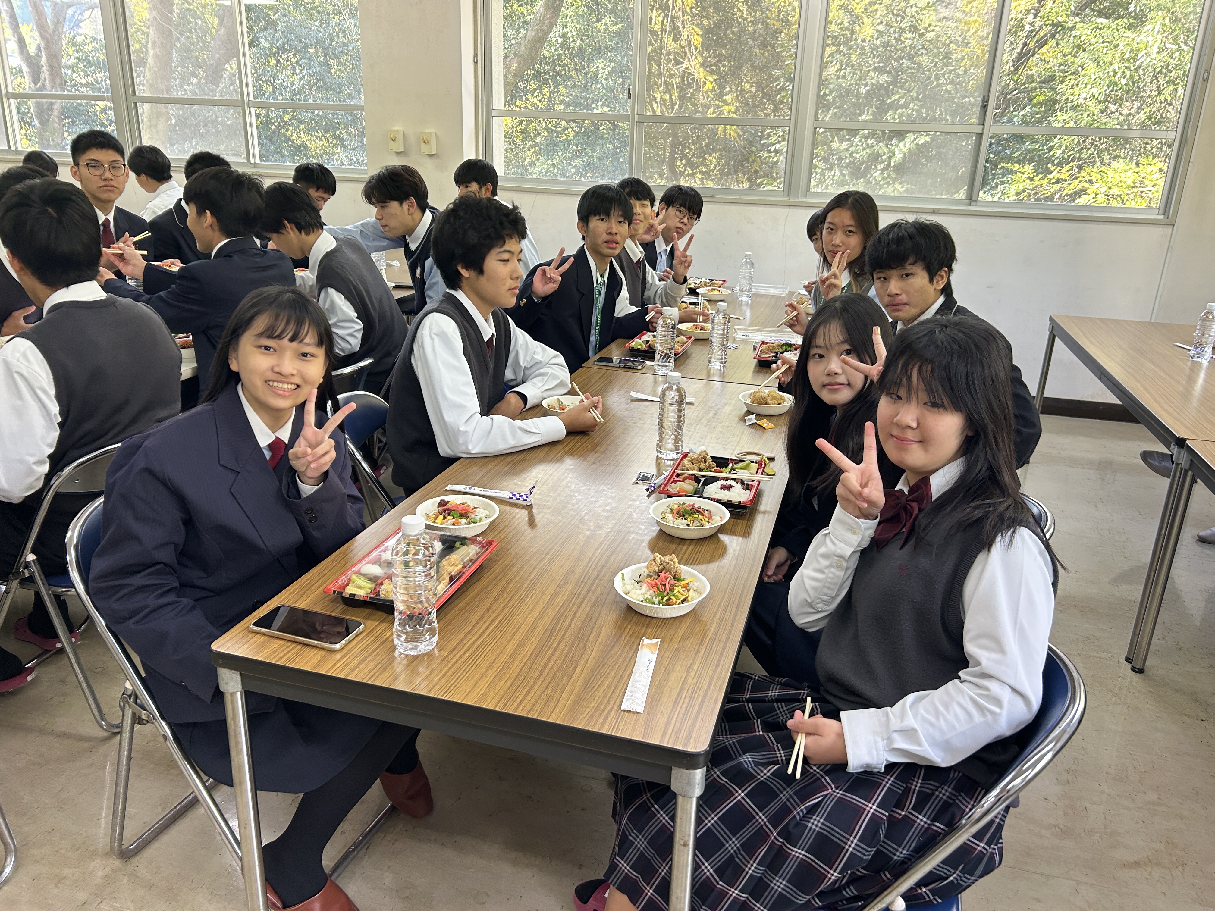 20251210_025647306_iOS