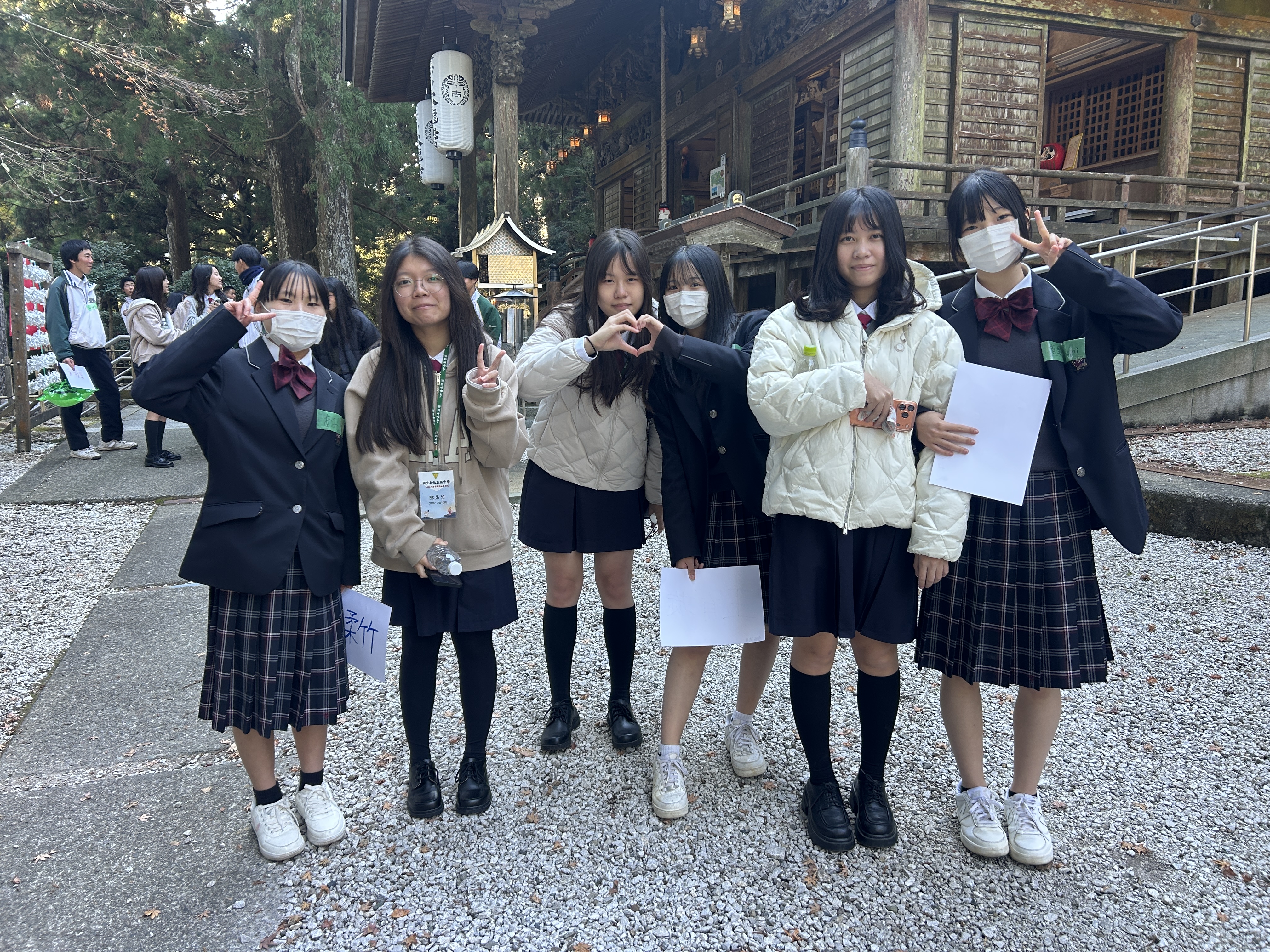 20251210_052912656_iOS