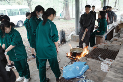 2026-04-15_11-56-35_000